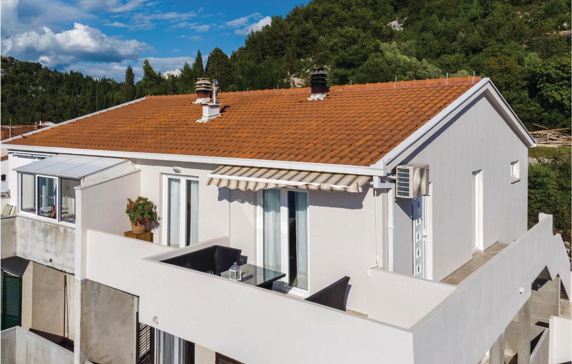 Two-Bedroom Apartment in Blace Buitenkant foto